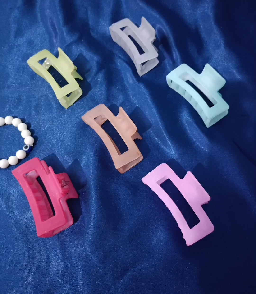 6 Regular clutcher
