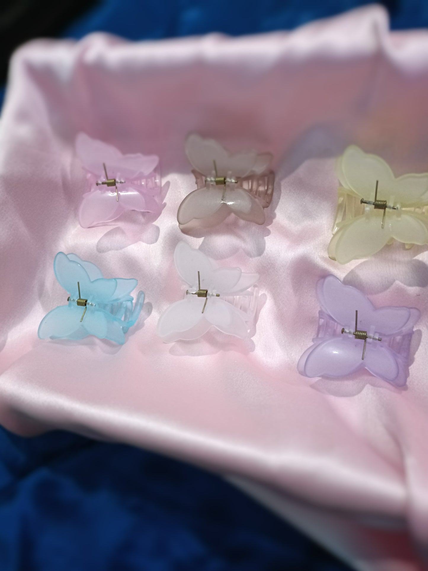 5 Butterfly clutcher